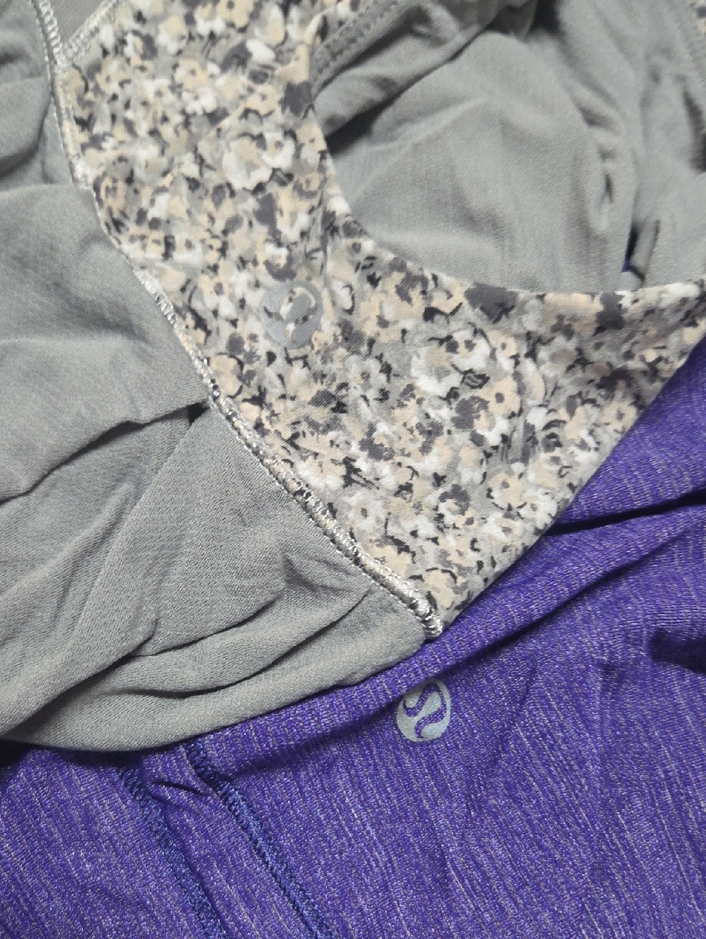 Lululemon Size 2 Bundle - Picture 2 of 6